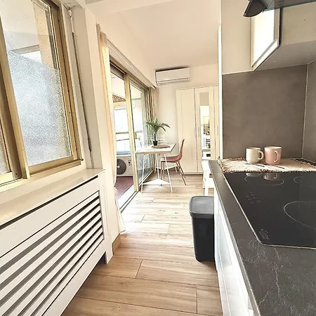 Cosy A Juan Les Pins Appartement