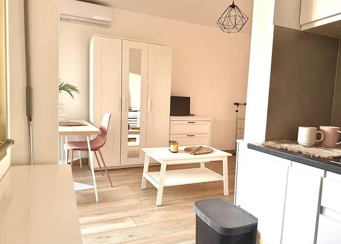 Cosy A Juan Les Pins * أنتيب